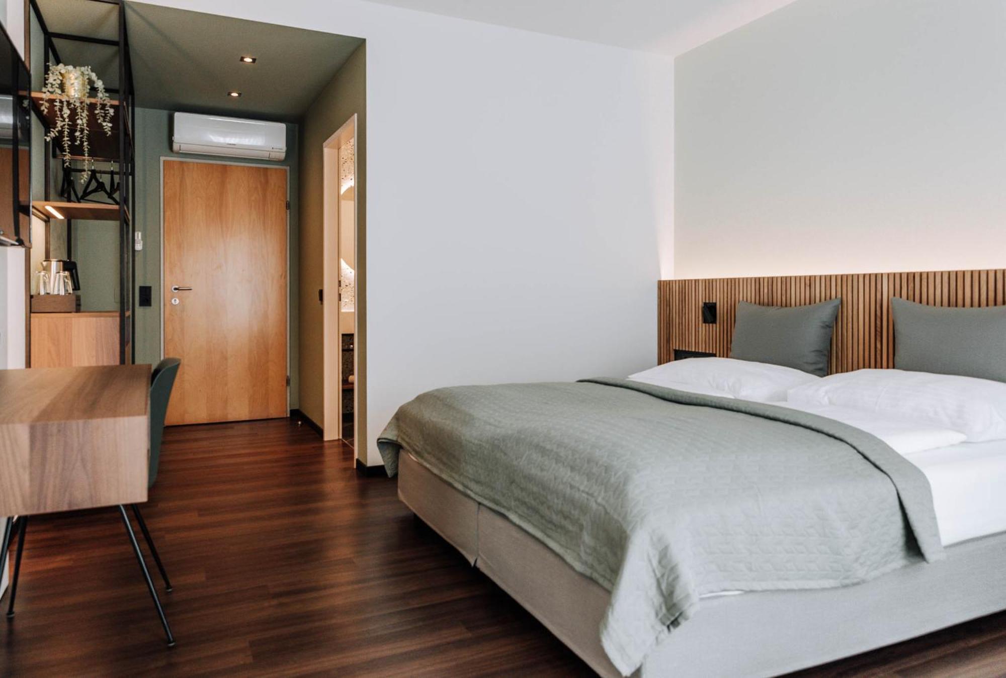 Heinhotel Vienna Airport 슈베하트 외부 사진