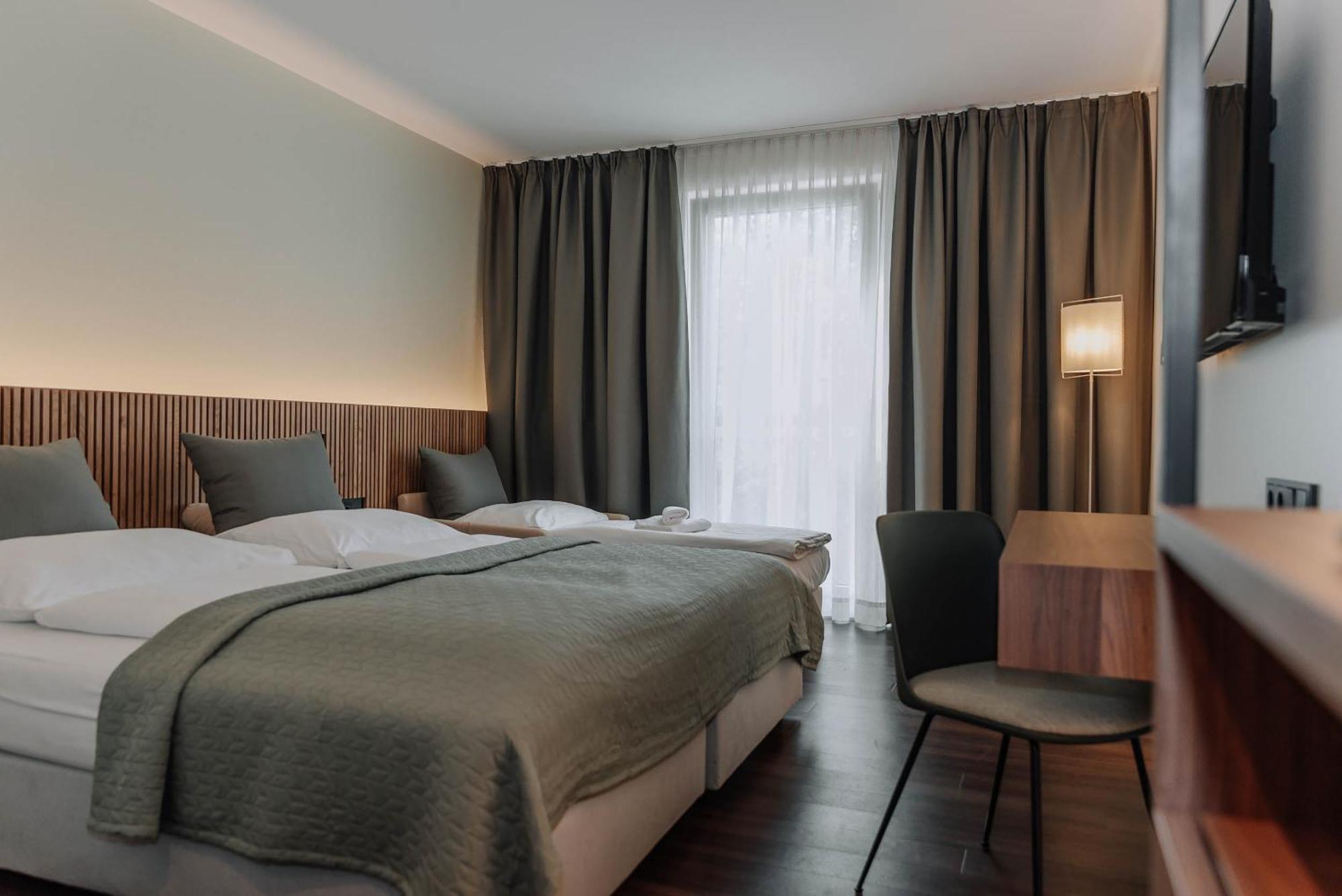 Heinhotel Vienna Airport 슈베하트 외부 사진