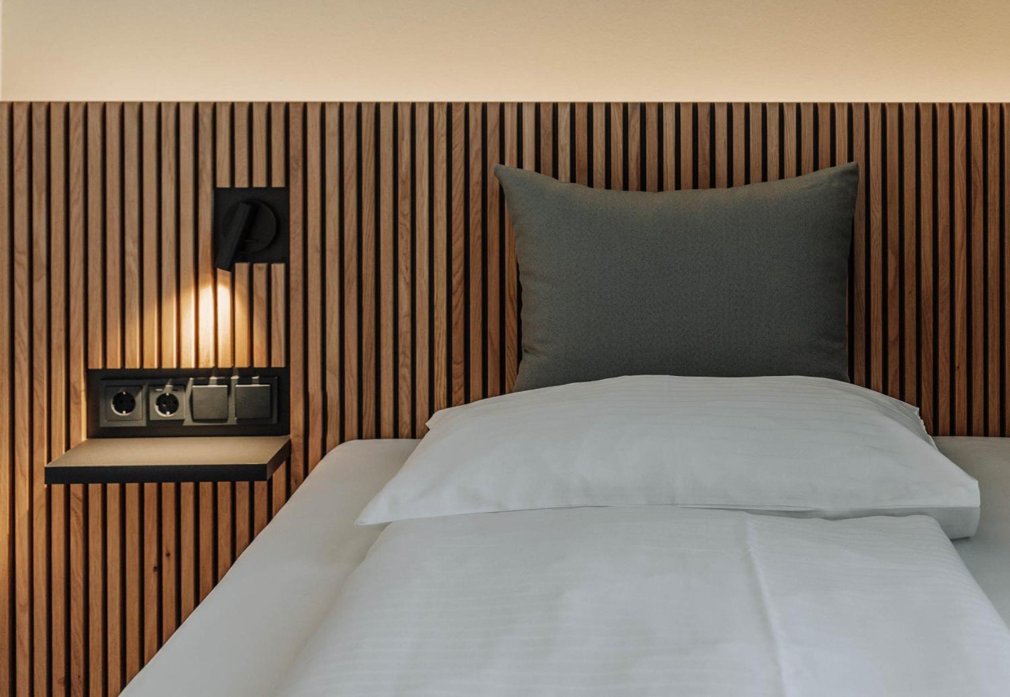 Heinhotel Vienna Airport 슈베하트 외부 사진